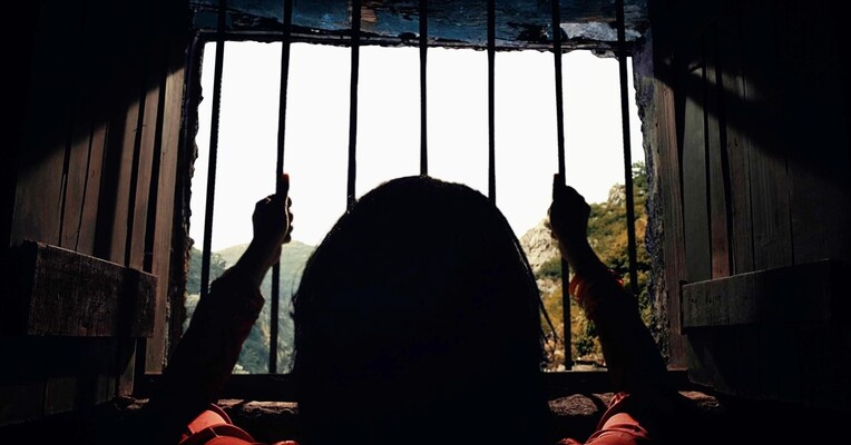 پنجره - پس‌زمینه