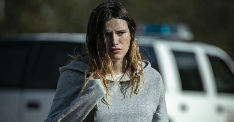 دختر - پس‌زمینه