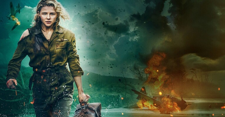 سایه در ابر - پس‌زمینه