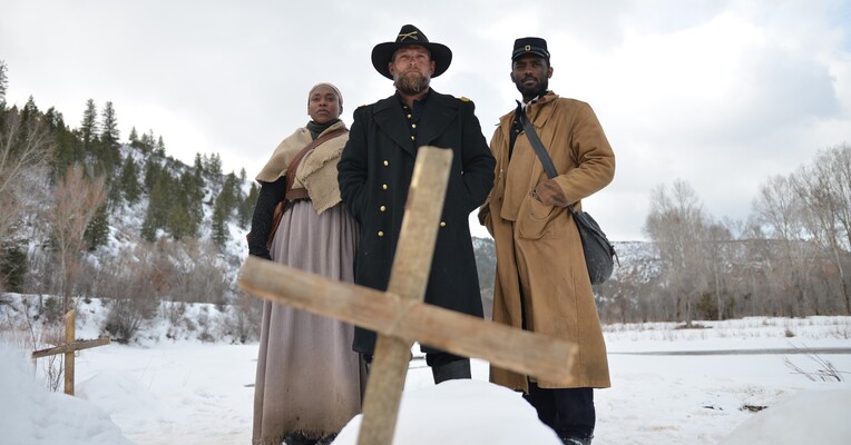 قلمرو دشمن - پس‌زمینه