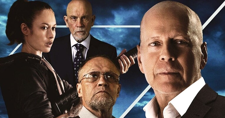 فیل سفید - پس‌زمینه