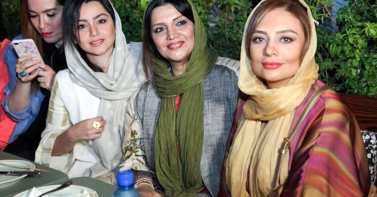 فصل نرگس - پس‌زمینه