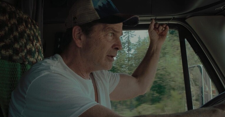 راکر - پس‌زمینه