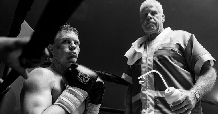 ورزشی روز مبارزه - پس‌زمینه