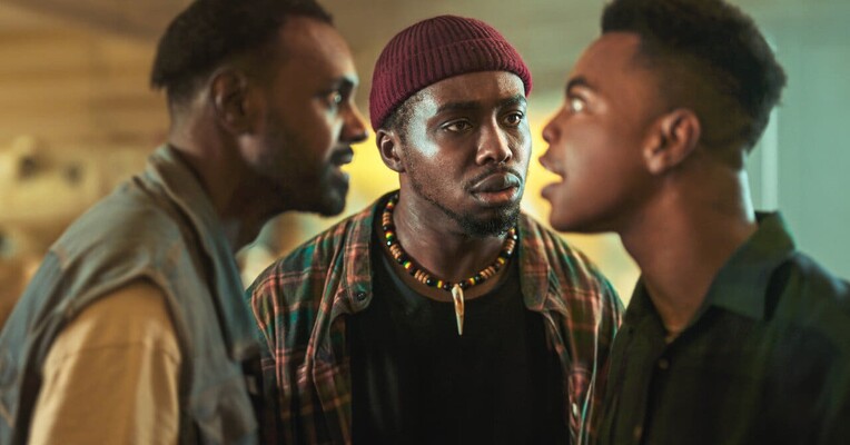 ربودن سال 93 - پس‌زمینه