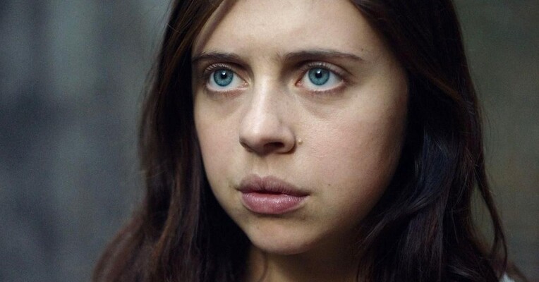 بیدارم کن - پس‌زمینه