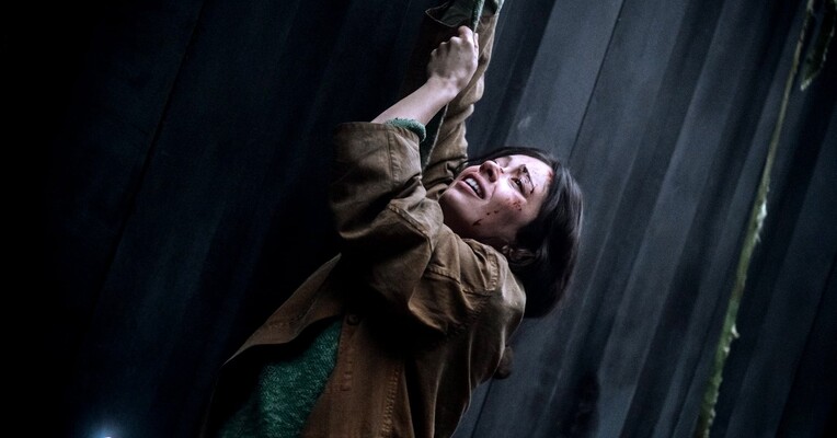 ناکجا - پس‌زمینه