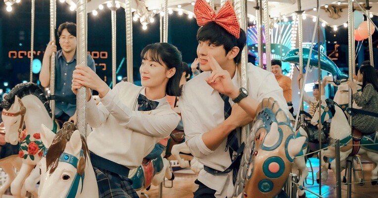 زمانی به نام تو - پس‌زمینه