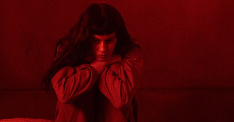 پلتفرم ۲ - پس‌زمینه