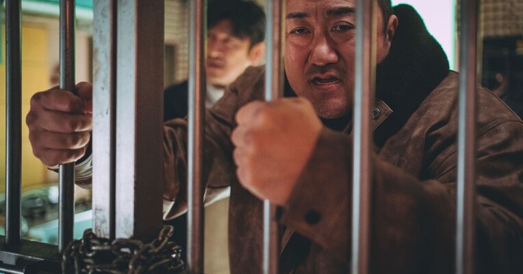 قانون شکنان: مجازات - پس‌زمینه