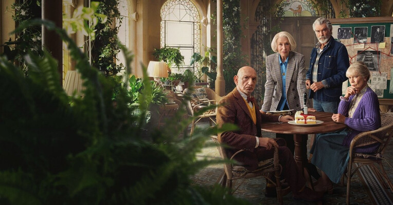 باشگاه قتل پنجشنبه - پس‌زمینه