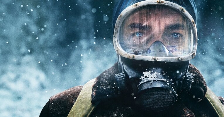 مسافر ابدیت - پس‌زمینه