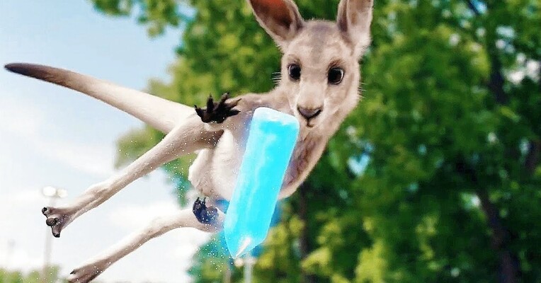 جوی و الا - پس‌زمینه