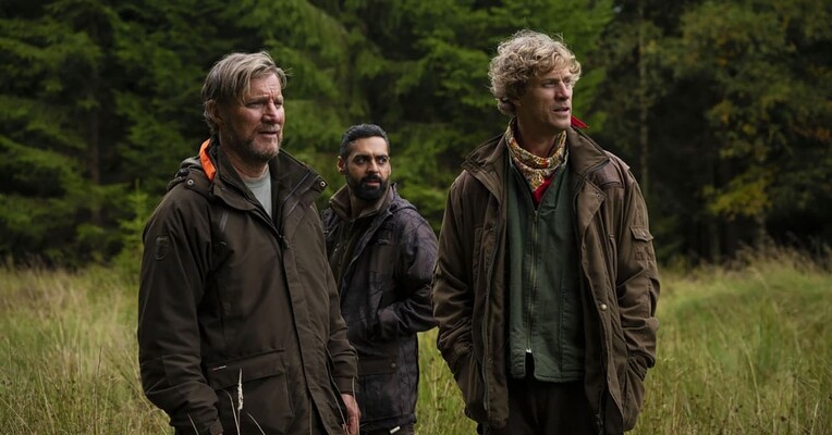 شکارچیان در دشتی سفید - پس‌زمینه