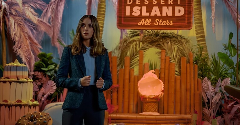 کسی که او را قبلا می‌شناختم ‌ - پس‌زمینه