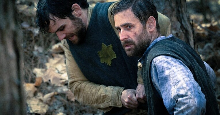 جهان خواهد لرزید - پس‌زمینه