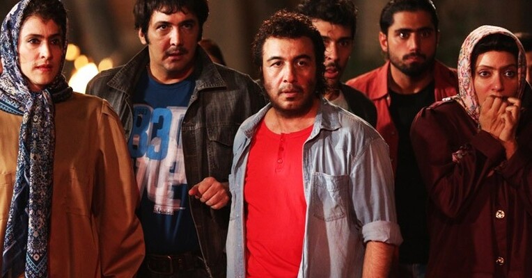 نهنگ عنبر ۲: سلکشن رویا - پس‌زمینه