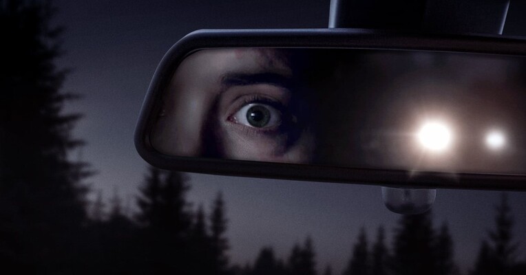 تنها - پس‌زمینه