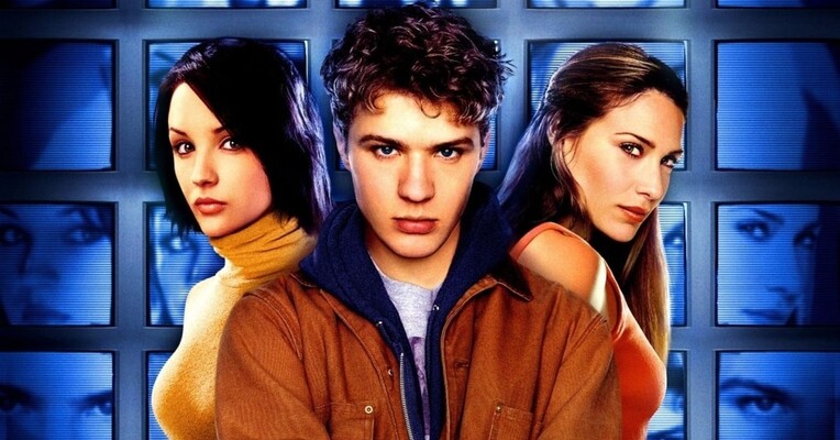 ضد انحصار - پس‌زمینه