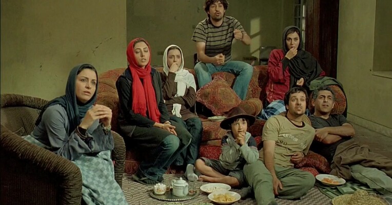 درباره الی - پس‌زمینه