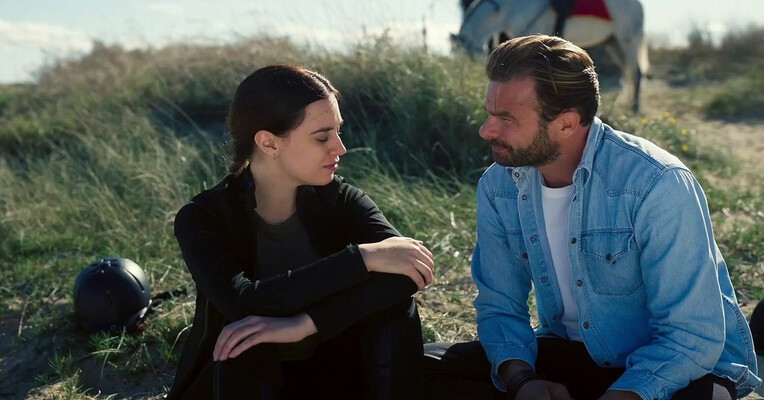 بی‌مهری - پس‌زمینه