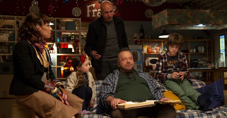 جادوگر خوب کریسمس - پس‌زمینه