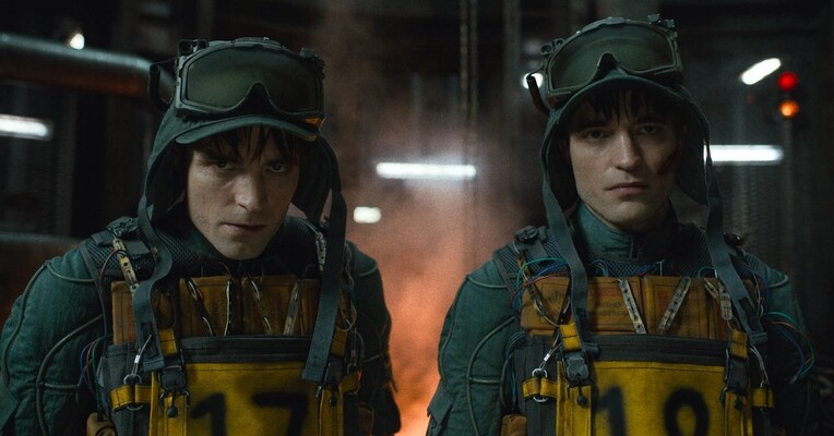 میکی ۱۷ - پس‌زمینه