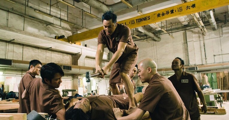 برادران فراری - پس‌زمینه