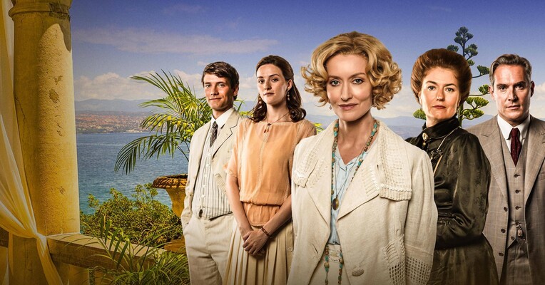 هتل پورتوفینو - پس‌زمینه