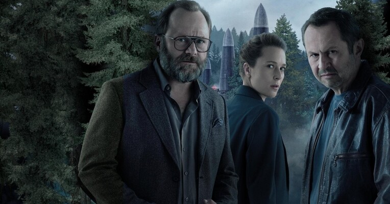 دروازه شرقی - پس‌زمینه