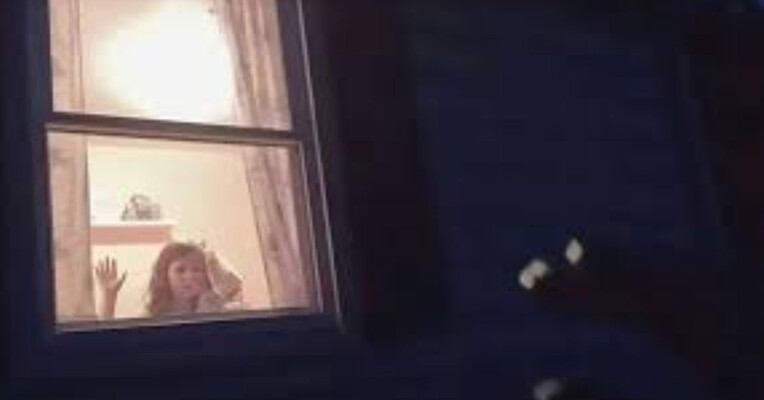 نگاه کن - پس‌زمینه