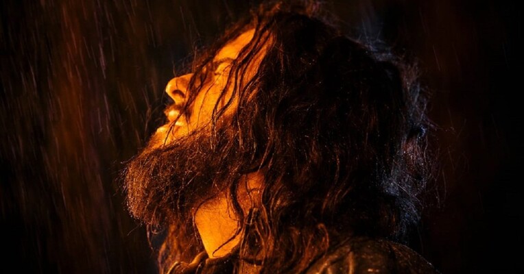 فانی - پس‌زمینه