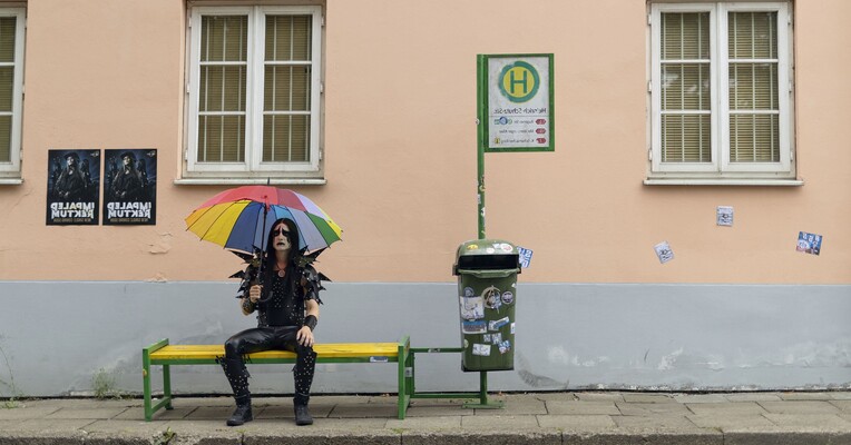 سفر پرماجرا - پس‌زمینه