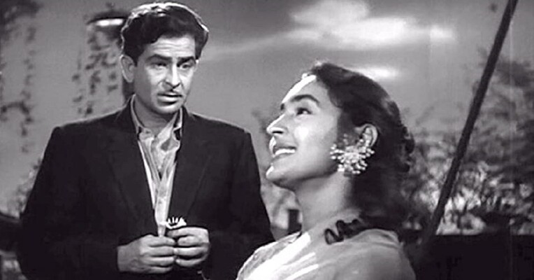 ساده لوح - پس‌زمینه