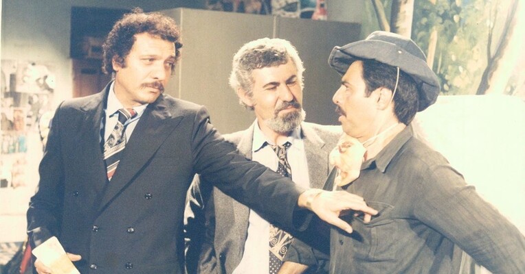 خبرچین - پس‌زمینه