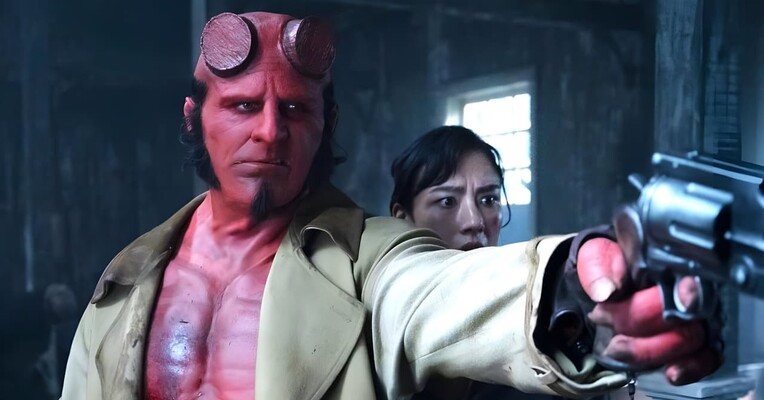 پسر جهنمی:مرد کج - پس‌زمینه