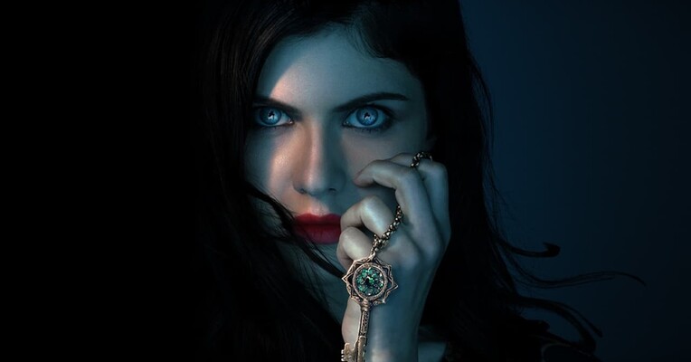 جادوگران می‌فر - پس‌زمینه