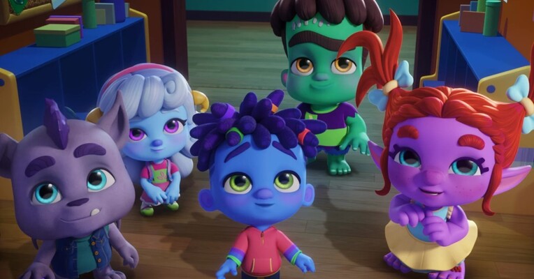 ابرهیولاها: کلاس جدید - پس‌زمینه