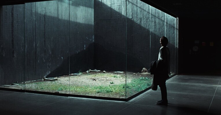 خاطره - پس‌زمینه