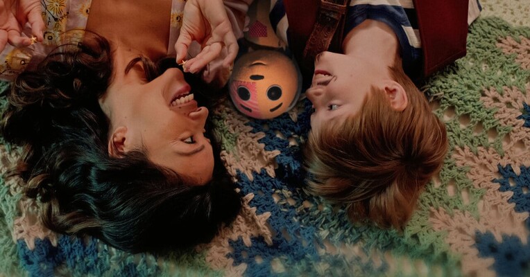 آلی گمشده - پس‌زمینه