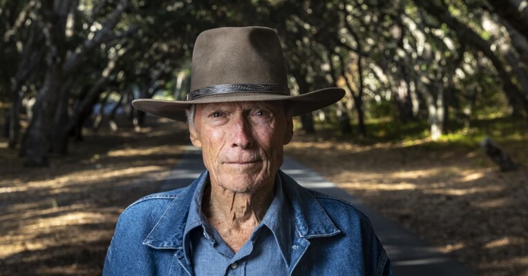 گریه کن ماچو - پس‌زمینه