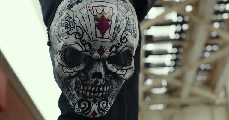 اکو بومرز - پس‌زمینه