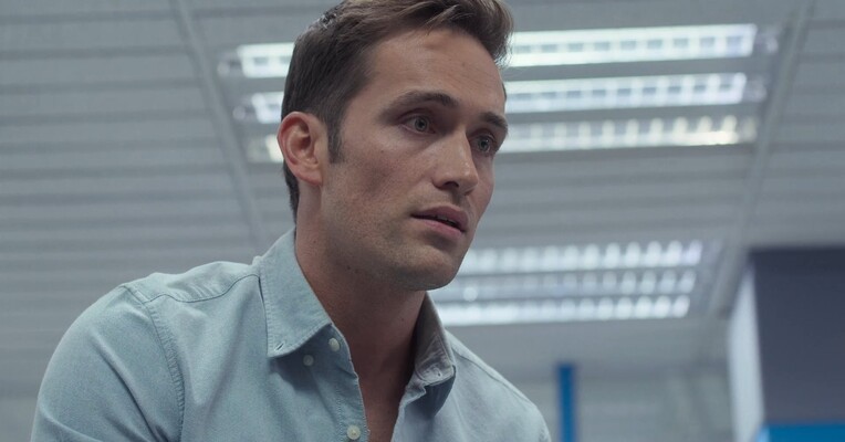 پر حرارت - پس‌زمینه