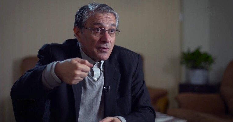 عقلا نهایی - پس‌زمینه