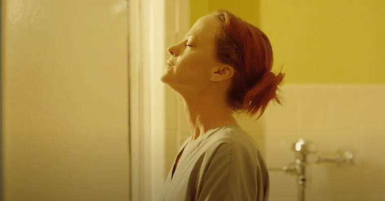 دوازده ساعت شیفت - پس‌زمینه