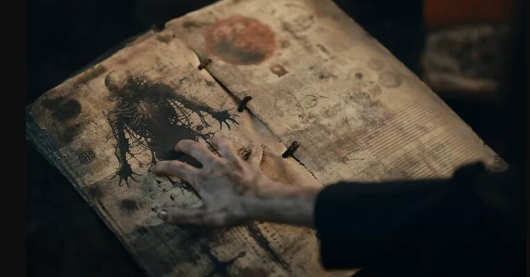 سجین 7 - پس‌زمینه