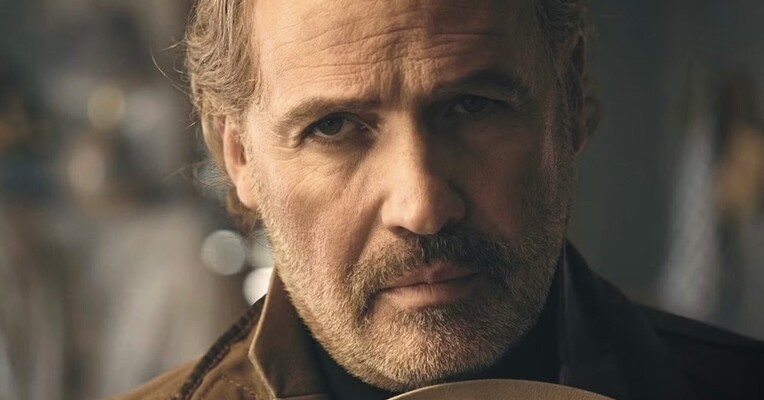 روز حساب - پس‌زمینه