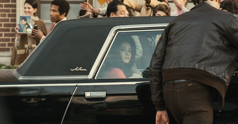 پریسیلا - پس‌زمینه