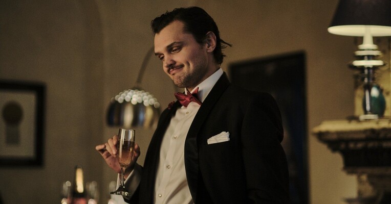 خط مرزی - پس‌زمینه