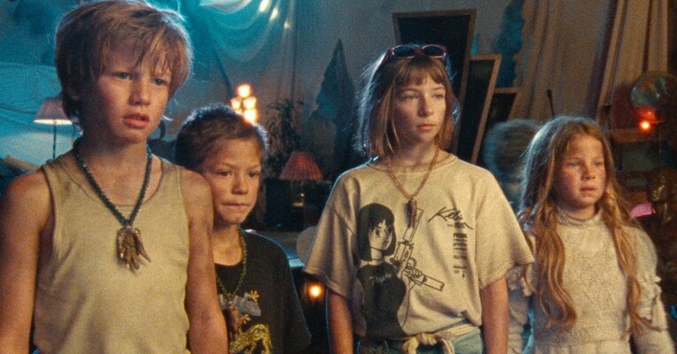 معمای آتش - پس‌زمینه